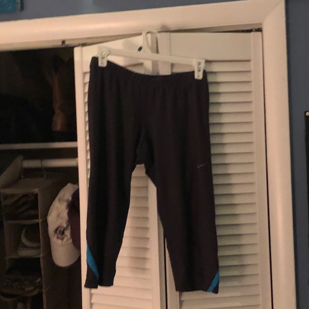 Nike Dri fit gray and blue crop leggings medium